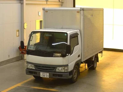 Mazda TITAN  с аукциона в Японии