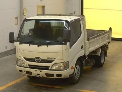 Hino DUTRO  с аукциона в Японии