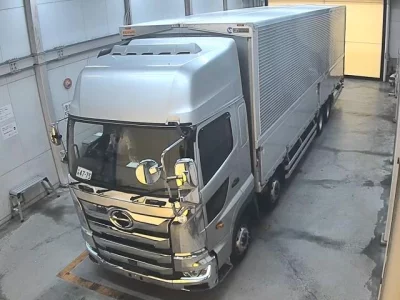 Hino TRUCK