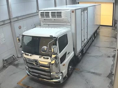Hino TRUCK