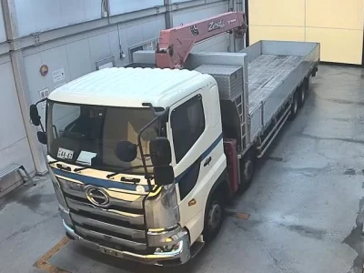 Hino TRUCK