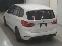BMW 2-Series лот № 5010 оценка 3.5  с аукциона в Японии 1