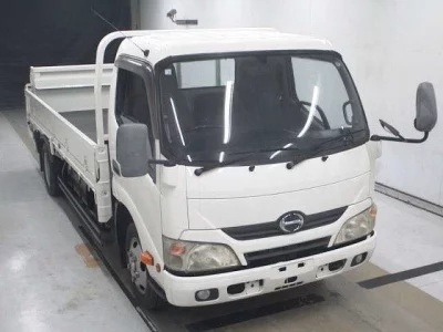 Hino DUTRO  с аукциона в Японии