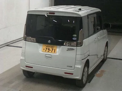 Suzuki SPACIA
