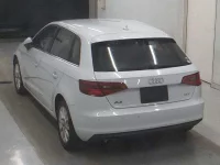 Audi A3 лот № 3016 оценка 4  с аукциона в Японии 1