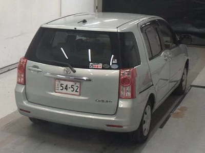 Toyota RAUM