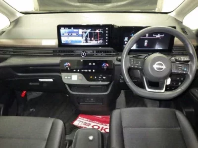 Nissan SERENA  с аукциона в Японии