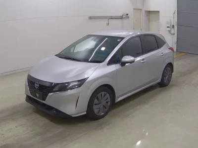 Nissan NOTE  с аукциона в Японии