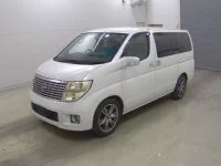 Nissan ELGRAND лот № 8524 оценка 3.5  с аукциона в Японии 2