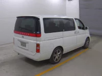 Nissan ELGRAND лот № 8524 оценка 3.5  с аукциона в Японии 3