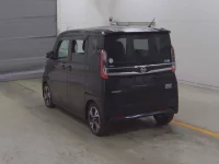 Nissan ROOX лот № 3006 оценка 4.5  с аукциона в Японии 1