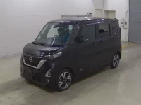 Nissan ROOX лот № 3006 оценка 4.5  с аукциона в Японии 2