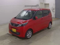 Nissan DAYZ лот № 3001 оценка 5  с аукциона в Японии 2