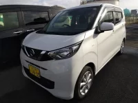 Nissan DAYZ лот № 4741 оценка 3  с аукциона в Японии 2