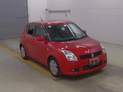 Suzuki SWIFT  с аукциона в Японии