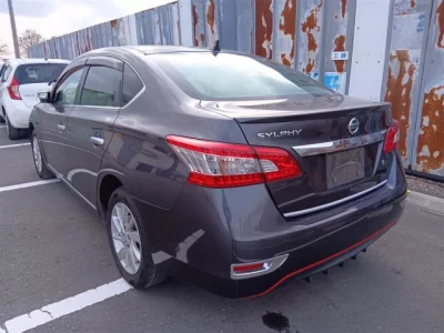 Nissan SYLPHY