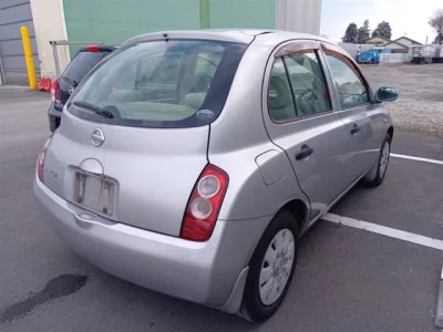 Nissan MARCH  с аукциона в Японии