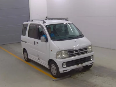 Daihatsu Atrai Wagon  с аукциона в Японии