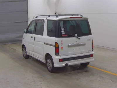 Daihatsu Atrai Wagon  с аукциона в Японии