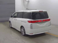 Nissan ELGRAND лот № 103 оценка 3  с аукциона в Японии 1