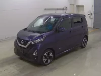 Nissan DAYZ лот № 3035 оценка 4  с аукциона в Японии 2