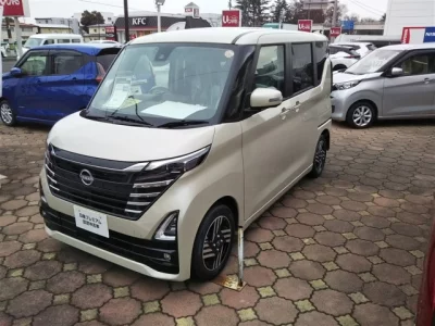 Nissan ROOX