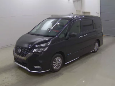 Nissan SERENA  с аукциона в Японии