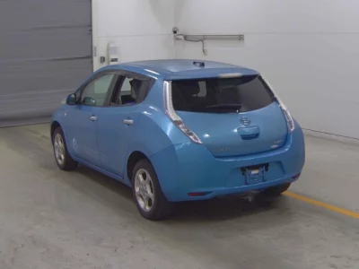 Nissan LEAF  с аукциона в Японии