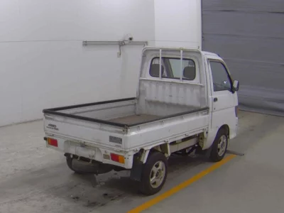 Daihatsu HIJET TRUCK  с аукциона в Японии