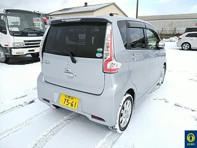 Mitsubishi EK CUSTOM