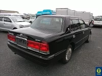 Toyota CROWN лот № 13 оценка R  с аукциона в Японии 3