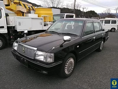Toyota CROWN  с аукциона в Японии