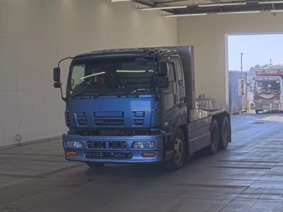 Isuzu GIGA