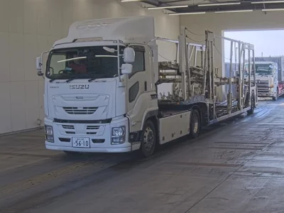 Isuzu GIGA