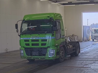 Isuzu GIGA