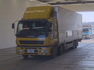 Isuzu GIGA