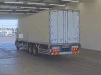 Isuzu GIGA лот № 12024 оценка 3.5  с аукциона в Японии 1