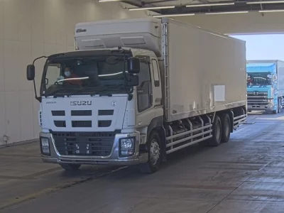 Isuzu GIGA