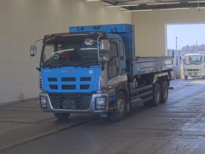 Isuzu GIGA