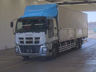 Isuzu GIGA