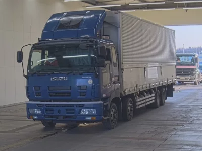 Isuzu GIGA