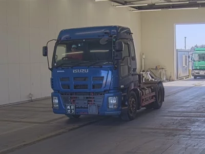 Isuzu GIGA