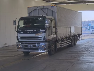 Isuzu GIGA