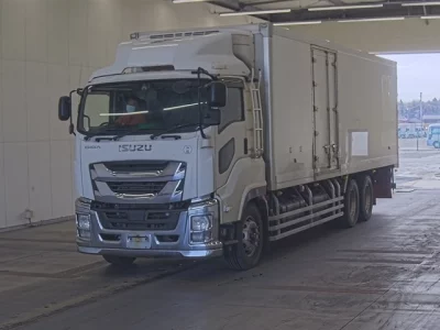 Isuzu GIGA