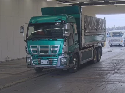 Isuzu GIGA
