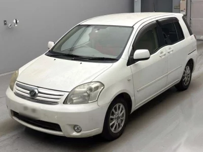 Toyota RAUM