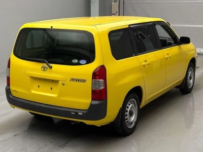 Toyota SUCCEED  с аукциона в Японии