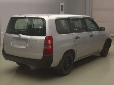 Toyota SUCCEED  с аукциона в Японии