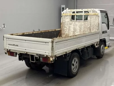 Nissan ATLAS  с аукциона в Японии