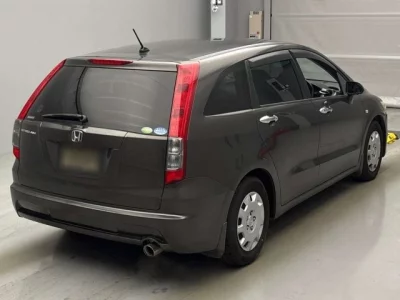 Honda STREAM  с аукциона в Японии